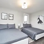 Clifton Hill Hideaway 4B - Two Bedroom Condo