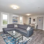 Clifton Hill Hideaway 4B - Two Bedroom Condo